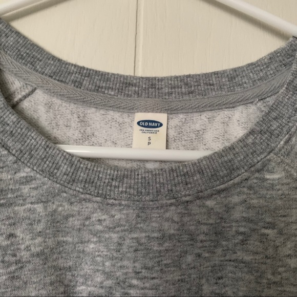 old navy LOVE crewneck - Picture 4 of 4